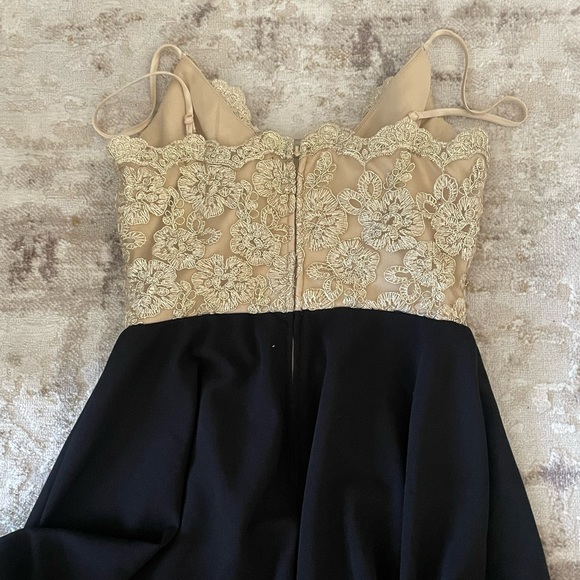 Graduation dress, with gold top and black skirt. Excellent conditions. - Picture 4 of 5